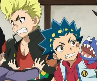 Beyblade Burst - Roktavor contre Unicrest