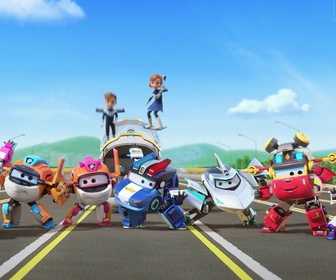 Super Wings - La chasse aux œufs surprise